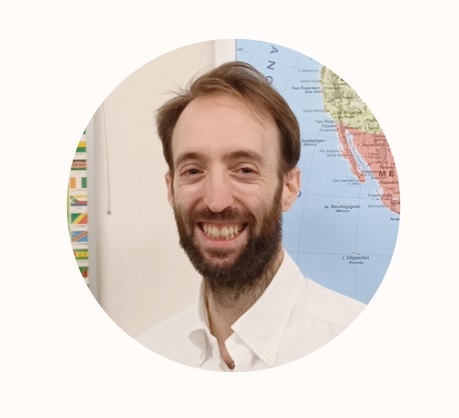 外国語コミュニケーション講座 Yoke Website